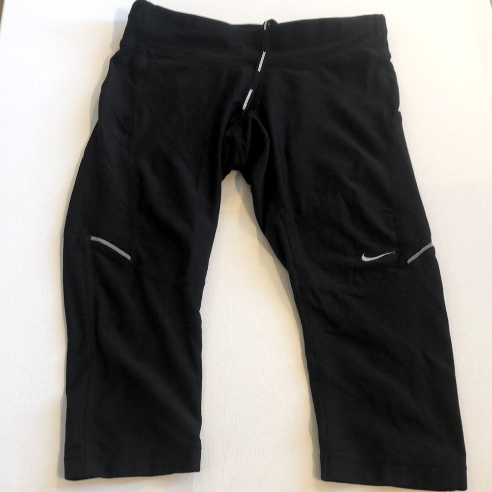 NWOT Nike Running cropped leggings